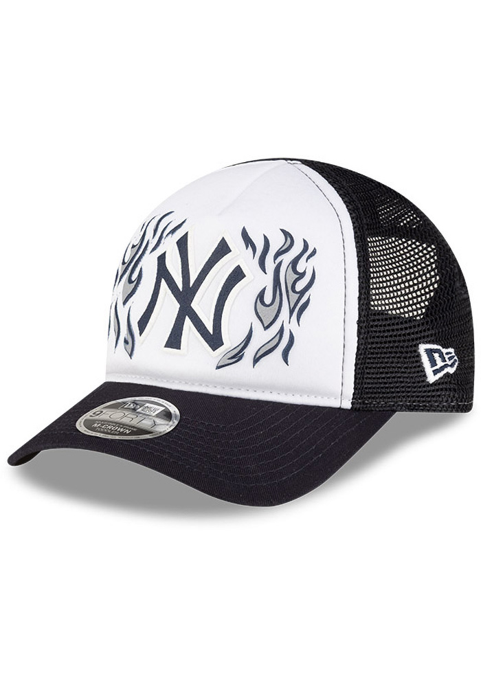 New York Yankees Foam Front Flames JR 9FORTY MC A-Frame CREAM New