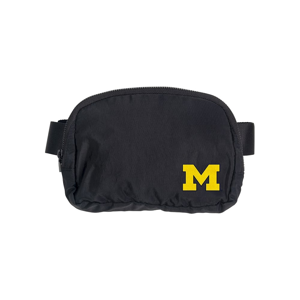michigan lululemon bag Junior League of Greenville Everywhere Belt This lululemon Crossbody Camera Bag offers a sleek and contemporary way to carry your essentials while repping the Chicago Blackhawks This cross lululemon Everywhere Belt Bag Proud