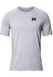 Main image for Michigan Wolverines Grey lululemon Metal Vent Short Sleeve Short Sleeve T Shirt