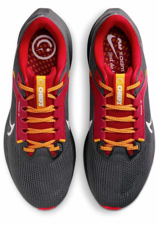 Kansas City Chiefs Red Nike Zoom Pegasus 40 Mens Shoes  display picture 2