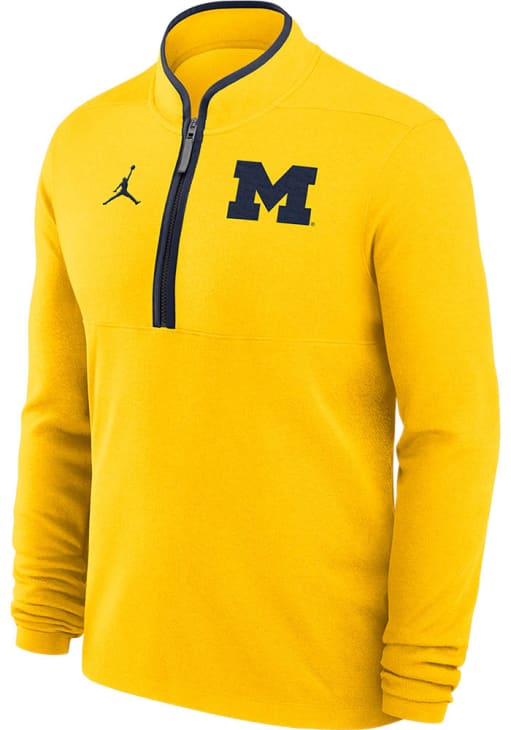 Nike Mens YELLOW Michigan Wolverines Victory Long Sleeve Qtr Zip