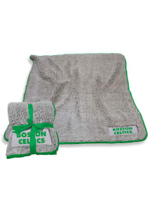 Boston Celtics Frosty Sherpa Fleece Blanket - Green