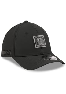 New Era Detroit Lions Mens Black 2026 NFL Training Camp 39THIRTY Flex Hat
