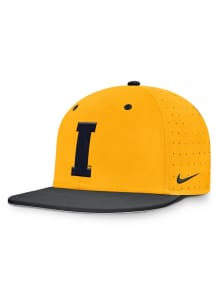 Nike Iowa Hawkeyes Mens Gold Dugout True Aero Bill Fitted Hat