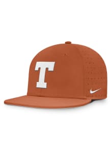 Nike Texas Longhorns Mens Burnt Orange Dugout True Aero Bill Fitted Hat