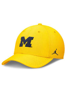 Nike Michigan Wolverines Mens Yellow Structured Rise Flex Flex Hat