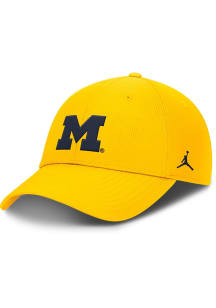 Nike Michigan Wolverines Jordan Brand Dri-Fit Club Structured Adjustable Hat - Yellow