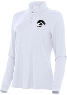Antigua Iowa Hawkeyes Womens White Intent Qtr Zip