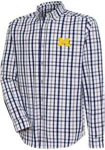 Antigua Michigan Wolverines Mens Navy Blue Tending Long Sleeve Dress Shirt