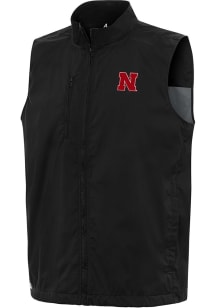 Antigua Nebraska Cornhuskers Mens Black Brisk Sleeveless Jacket