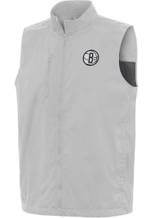Antigua Brooklyn Nets Mens Grey Brisk Sleeveless Jacket