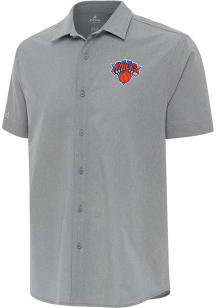 Antigua New York Knicks Mens Grey Activate Short Sleeve Dress Shirt