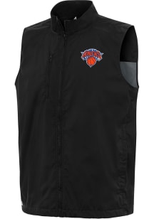 Antigua New York Knicks Mens Black Brisk Sleeveless Jacket
