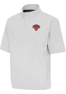 Antigua New York Knicks Mens Grey Brisk Short Sleeve Jacket