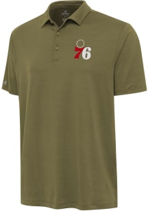 Antigua Philadelphia 76ers Mens Olive Reprocess Recycled Short Sleeve Polo