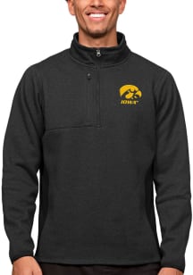 Antigua Iowa Hawkeyes Mens Black Course Pullover Jackets