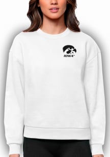 Antigua Iowa Hawkeyes Womens White Victory Crew Sweatshirt