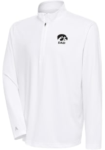 Antigua Iowa Hawkeyes Mens White Dad Tribute Long Sleeve Qtr Zip Pullover