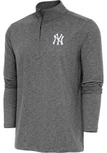 Antigua New York Yankees Mens Black Hunk Long Sleeve Qtr Zip Pullover