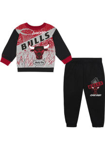 Mitchell and Ness Chicago Bulls Toddler Black Block Buster Set Top and Bottom
