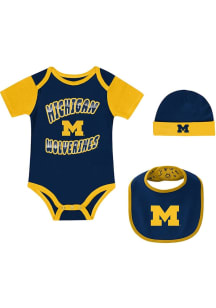 Michigan Wolverines Baby Blue Tag Team Set One Piece with Bib