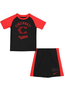 Nike Cincinnati Reds Boys Red Nike City Connect Novelty Set Top and Bottom