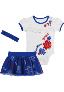 Philadelphia Phillies Infant Girls Blue Sweet Catcher Newborn Set Top and Bottom