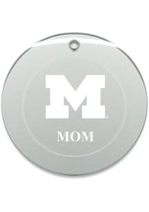 Michigan Wolverines Mom Round Ornament - White