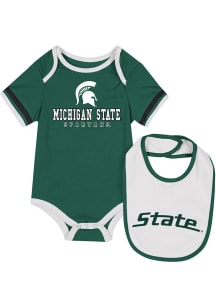 Colosseum Michigan State Spartans Baby Green The Gift Set One Piece with Bib