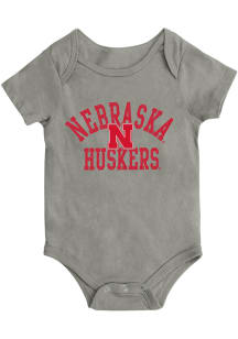 Colosseum Nebraska Cornhuskers Baby Charcoal Biggest Fan Short Sleeve One Piece