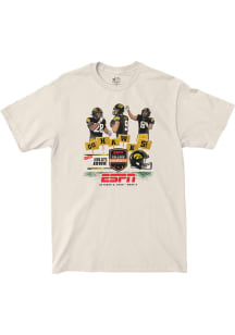 Iowa Hawkeyes Ivory Campus Ink Football ESPN College Gameday Signs Short Sleeve Fashion Player T S..