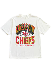 Gameday Couture Kansas City Chiefs Womens White Oversized Vintage Short Sleeve T-Shirt