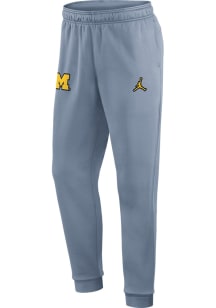 Nike Michigan Wolverines Mens Blue Jordan Sideline Player Sweatpants