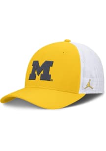 Nike Michigan Wolverines Mens Yellow Rise Structured Futura Trucker Cap Flex Hat