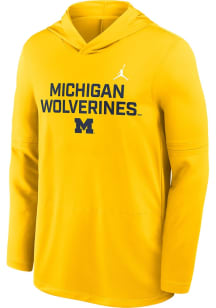 Nike Michigan Wolverines Mens Yellow Dri-Fit Long Sleeve Lightweight Hoodie