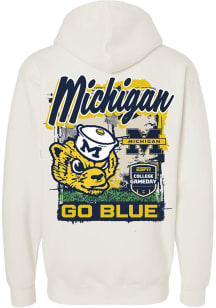 Something Inked Michigan Wolverines Mens Ivory College Gameday Mascot Runner Long Sleeve Hoodie