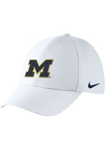 Nike Michigan Wolverines Mens White Swoosh Flex Design Flex Hat