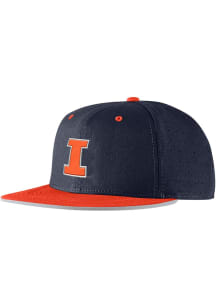 Nike Illinois Fighting Illini Mens Navy Blue Pro Flat Brim Round Visor Aero Perf Fitted Hat