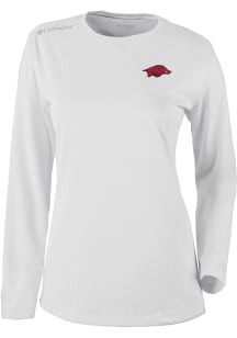 Columbia Arkansas Razorbacks Womens White Heat Seal Omni Wick Shot Gun Long Sleeve T-Shirt
