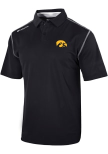 Columbia Iowa Hawkeyes Mens Black Heat Seal Omni-Wick Shotgun Short Sleeve Polo