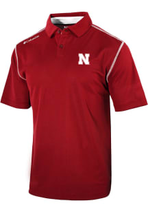 Columbia Nebraska Cornhuskers Mens Red Heat Seal Omni-Wick Shotgun Short Sleeve Polo