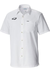 Columbia Philadelphia Eagles Mens White Heat Seal Slack Tide Camp Short Sleeve Dress Shirt