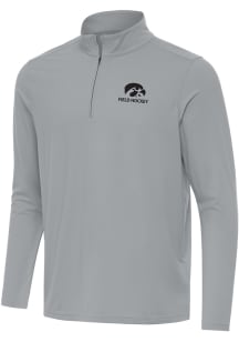 Antigua Iowa Hawkeyes Mens Ash Intent Field Hockey Long Sleeve Qtr Zip Pullover
