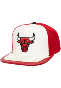 Mitchell and Ness Chicago Bulls White NBA Day One Mens Snapback Hat