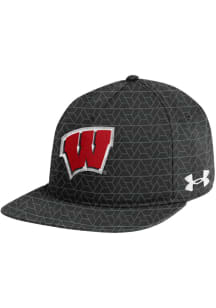 Under Armour Wisconsin Badgers Black Armourfuse Mens Snapback Hat