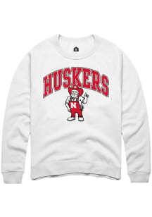 Rally Nebraska Cornhuskers Mens White Arched Mascot Long Sleeve Crew Sweatshirt