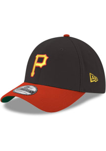 New Era Pittsburgh Pirates Mens Black Alt P logo Team Classic 39THIRTY Flex Hat