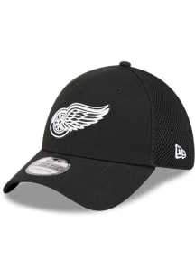 New Era Detroit Red Wings Mens Black Evergreen Neo 39THIRTY Flex Hat