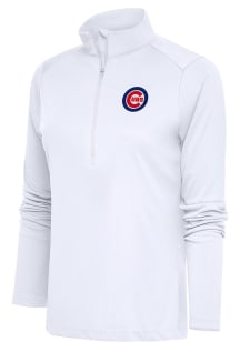 Antigua Chicago Cubs Womens White Logo Tribute Qtr Zip Pullover