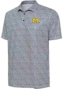 Antigua Michigan Wolverines Mens Blue Field Ditsy Short Sleeve Polo